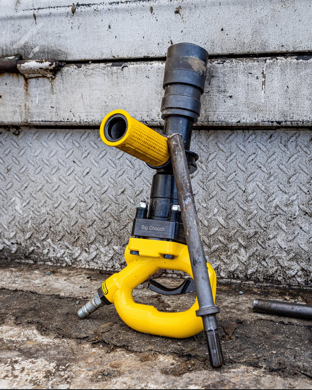 Mueller Kueps Big Chooch Heavy Duty Air Hammer - Includes 2 Adaptors